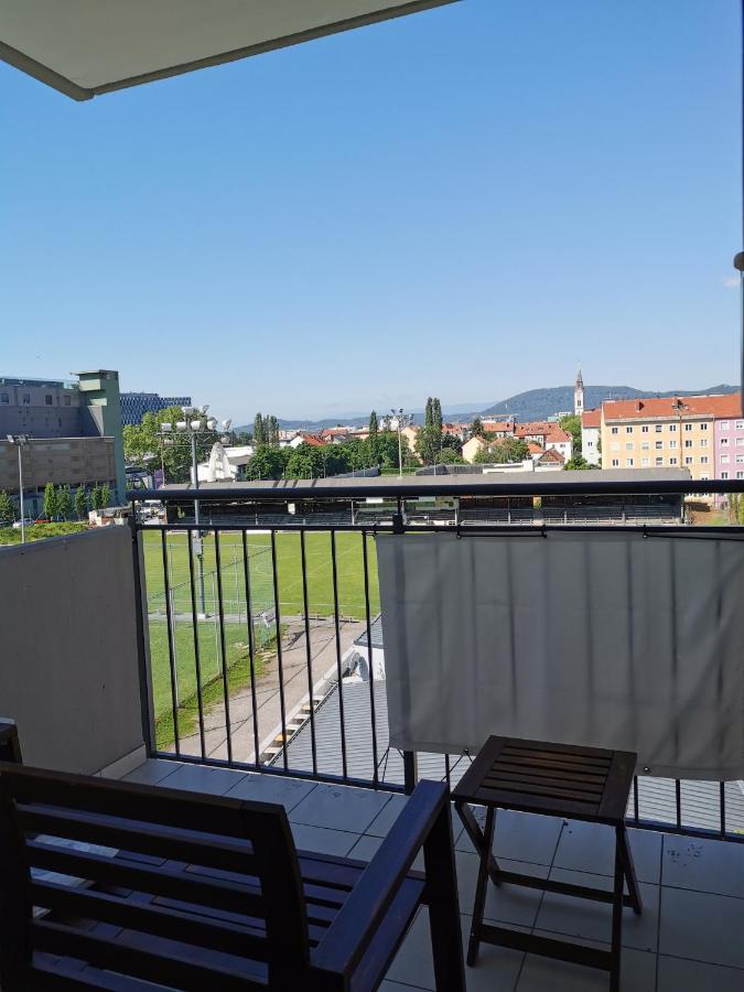 Citycenter Apartment Stadthalle Graz Exterior foto